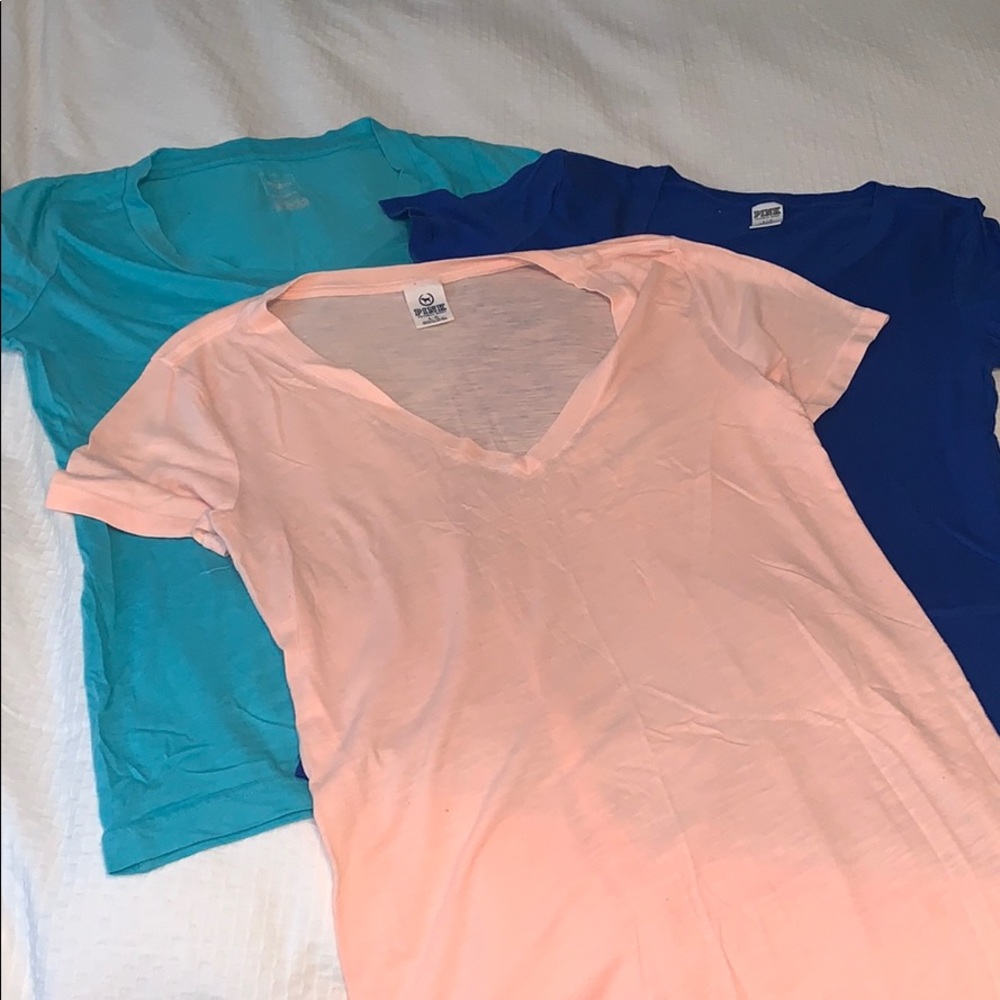 THREE V-Neck T-Shirt Bundle (size LG)